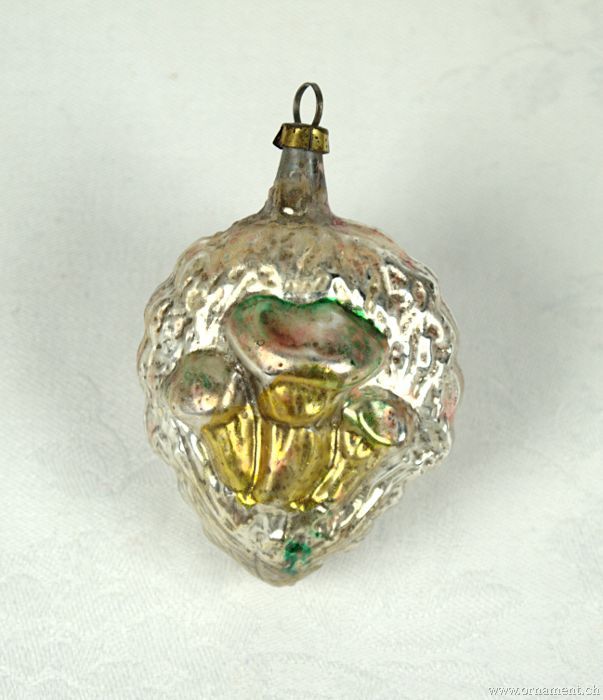 Ornament with Mushrooms