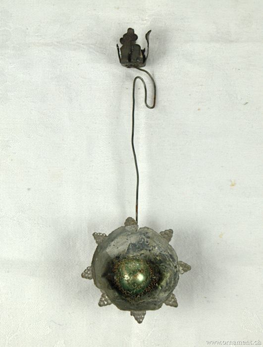 Pendulum Candleholder, Tin with glass ball