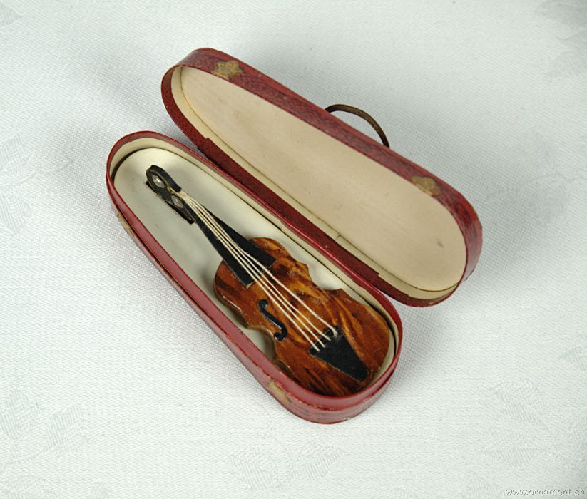 Violin with Box (Dresden)