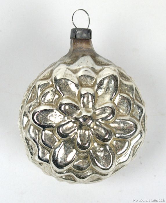 Ornament with Flower
