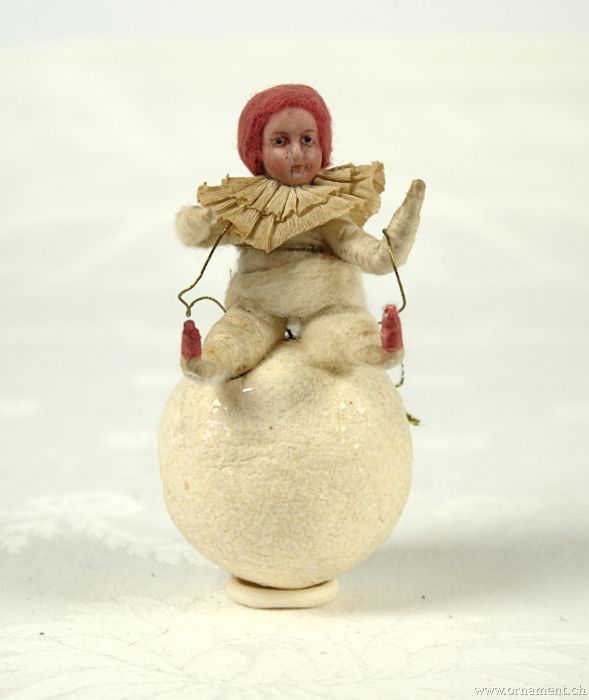 Heubachchild on a Snowball